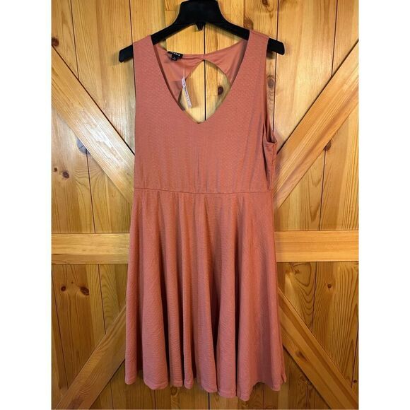 Torrid Skater Dress Size 1X Textured Light Orange /Rust nwt (0760) nwt Read - Picture 1 of 9